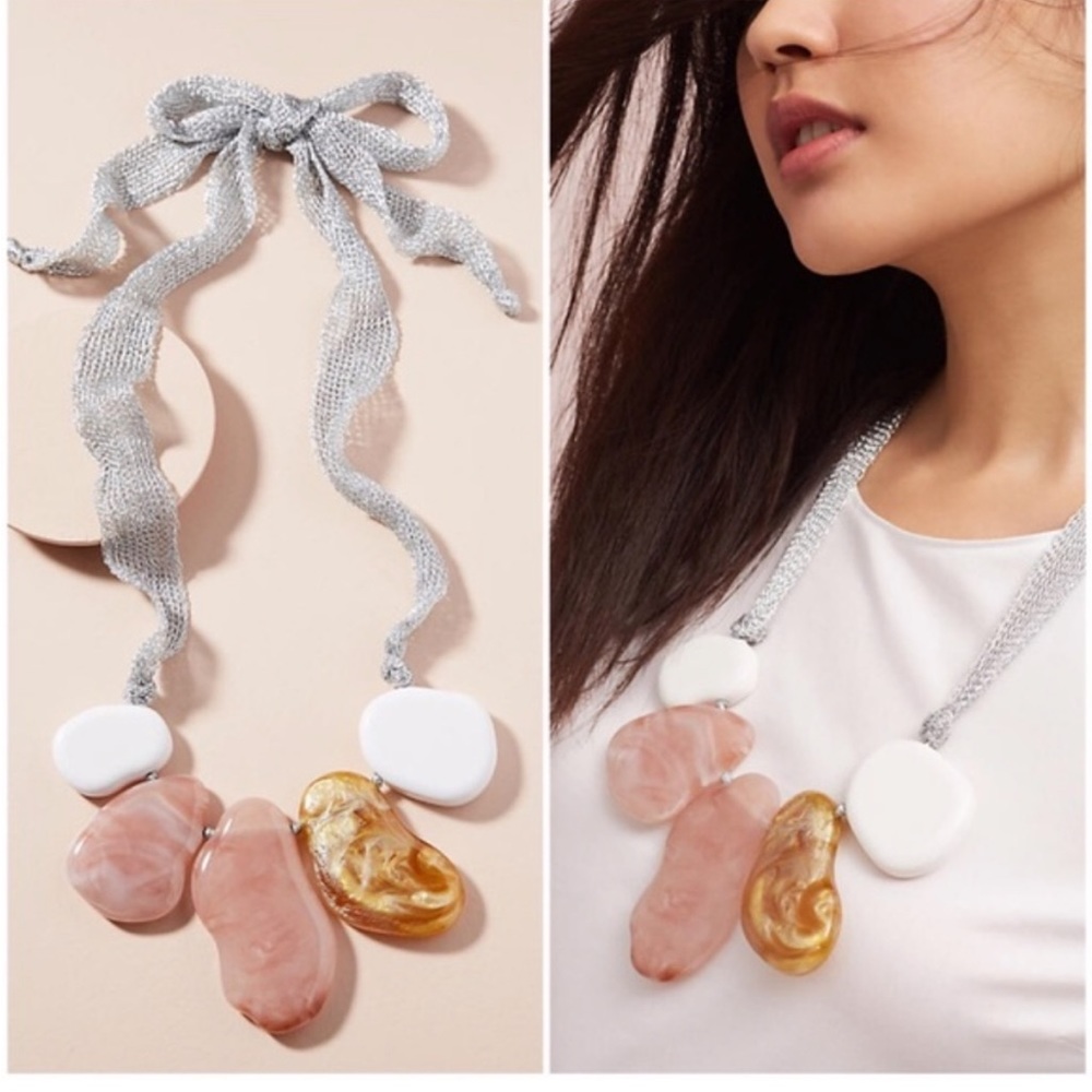Anthropologie Whisper Bib necklace